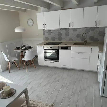 Apartament Klos Apartamento *